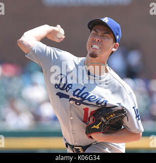 Detroit, Michigan, USA. 20th Aug, 2017. Kenta Maeda (Dodgers) MLB : Los Angeles Dodgers starting pitcher Kenta Maeda pitches during the Major League Baseball game against the Detroit Tigers at Comerica Park in Detroit, Michigan, United States . Credit: AFLO/Alamy Live News Stock Photo