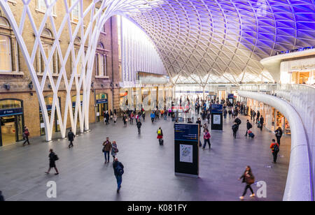 Departure Hall in London's King's Cross Rail Station, England Stock Photo