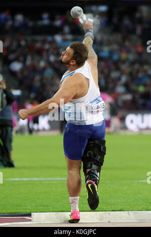 Aled DAVIES of Great Britain on his way to gold in the Men's Shot Put F42 Final at the World Para Championships in London 2017 Stock Photo