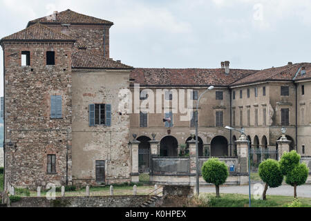 Agazzano (Piacenza, Emilia Romagna, Italy): the historic castle Stock Photo