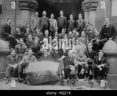 Group portrait of the Johns Hopkins University undergraduate class of 1900. 1900. Stock Photo