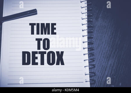 time to detox written on white paper, health concept background Stock Photo