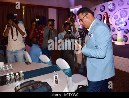 Mumbai, India. 23rd Aug, 2017. Indian film actor Boman Irani pose during the launch of P&G India's new AmbiPur air freshner at JW hotel Juhu, Mumbai Credit: Azhar Khan/Alamy Live News
