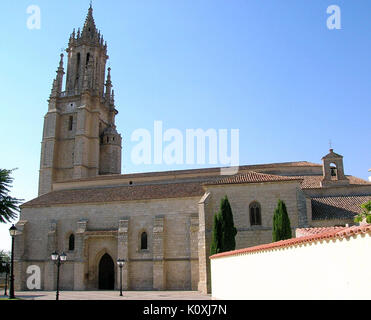 Ampudia   Colegiata de San Miguel 06 Stock Photo