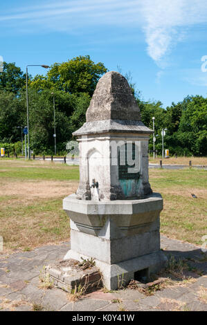 An old public drinking fountain on Keston Common in Bromley, South London. DETAILS IN DESCRIPTION. Stock Photo