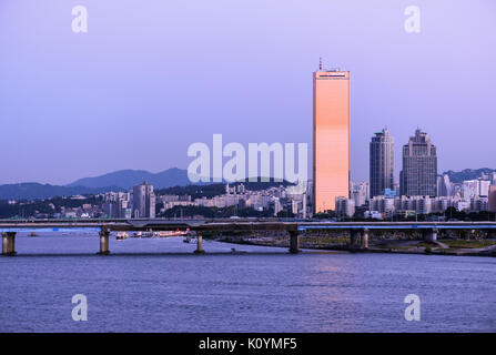 Seoul, Republic of Korea - 27 September 2015: View on 63 Building. Yeouido island is main district for banking and finance in Seoul. Stock Photo