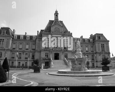 Black & White image of Hotel De Ville in Evreux, Upper Normandy, France Stock Photo