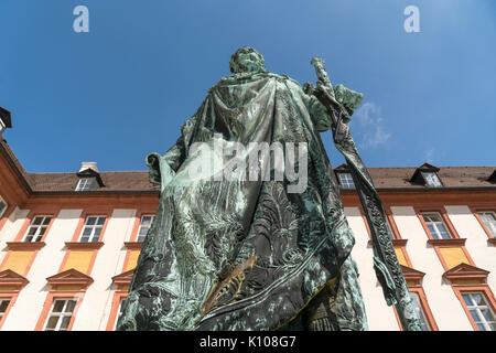 Statue von Maximilian II - Koenig von Bayern, Altes Schloss, Bayreuth, Oberfranken, Bayern, Deutschland |  Statue of King Maximilian, the Old Castle,  Stock Photo