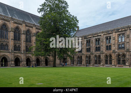 University of Glasgow Courtyard Stock Photo