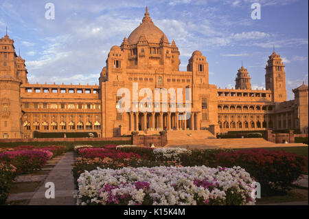 Umaid Bhawan Palace hotel, Jodhpur, Rajasthan, India Stock Photo