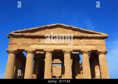 Sicily, Parco dei Templi di Agrigento, Unesco, remains of the ancient city of Akragas in the Valley of the Temples of Agrigento, Temple of Concordia,  Stock Photo