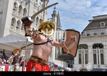 London, UK. 26th Aug, 2017. Members of the Brittania re-enactment group put on Gladiator Games in Guildhall Yard, the site of London's only Roman Amphitheatre. Live combat and history lessons brings entertainment and education to the public over the August Bank Holiday Weekend. Credit: Stephen Chung/Alamy Live News Stock Photo