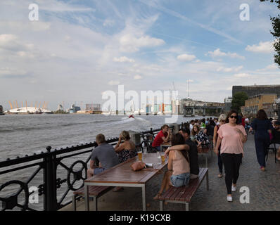 Greenwich, London, UK. 26th August 2017 . UK Weather: Sunny Bank holiday in Greenwich London. Tourists and Londoners enjoy a sunny bank holiday in streets of greenwich near River Thames Credit: WansfordPhoto/Alamy Live News Stock Photo