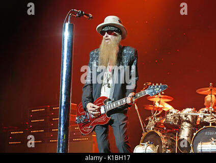 ZZ Top Performing at Manchester O2 Apollo - 25-07-2017  Featuring: ZZ Top, Billy Gibbons Where: Manchester, United Kingdom When: 25 Jul 2017 Credit: Sakura/WENN.com Stock Photo