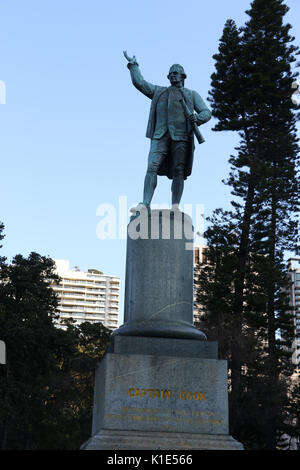 Sydney, Australia. 26th Aug, 2017. Statues of Captain Cook, Governor Macquarie, and Queen Victoria around the Hyde Park area have been vandalised. The attack comes after a TV personality suggested that the wording should be changed and following suggestions by some that Australia Day should not be commemorated on the day that the British discovered Australia as it is insensitive to Aboriginal people who were already there. Pictured: The statue of Captain Cook. Credit: Richard Milnes/Alamy Live News Stock Photo