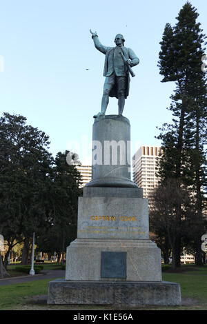 Sydney, Australia. 26th Aug, 2017. Statues of Captain Cook, Governor Macquarie, and Queen Victoria around the Hyde Park area have been vandalised. The attack comes after a TV personality suggested that the wording should be changed and following suggestions by some that Australia Day should not be commemorated on the day that the British discovered Australia as it is insensitive to Aboriginal people who were already there. Pictured: The statue of Captain Cook. Credit: Richard Milnes/Alamy Live News Stock Photo