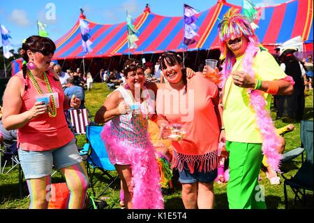 Aberystwyth Wales UK. August Bank Holiday Saturday. August 26 2017 Thousands of music fans, many in elaborate fancy dress costumes, descend on Aberystwyth for the annual Big Tribute Festival. The event, now in its 5th year, is one of the UK 's biggest festivals devoted to tribute and covers acts, and draws keen followers from all over the country Credit: keith morris/Alamy Live News Stock Photo