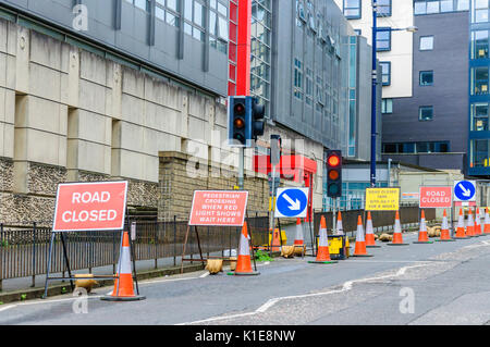 Edinburgh, Scotland, UK. 26th August, 2017. Road closure on the streets of the city at the end of the last week of the 70th Anniversary of the Edinburgh International Fringe Festival. Credit: Skully/Alamy Live News Stock Photo