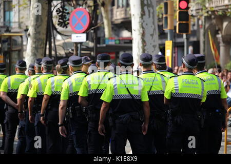 Barcelona, Spain. 26th August, 2017. Public service servants as firefighters, police, medical emergency services participating in the protest againts terrorism after attack on Barcelona`s Rambla. Amongst the over 500.000 participants there was a huge representation of the spanish authorities and all political parties. Credit: Dino Geromella/Alamy Live News Stock Photo