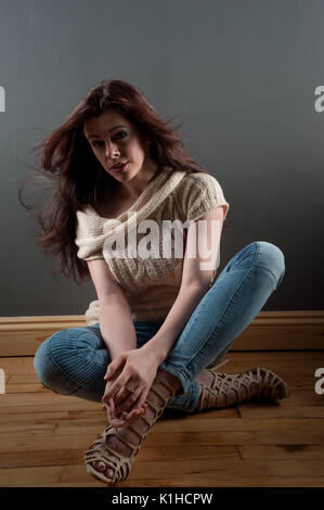 art model studio Fashion, Beauty and Art Model Studio Photography Stock Photo - Alamy