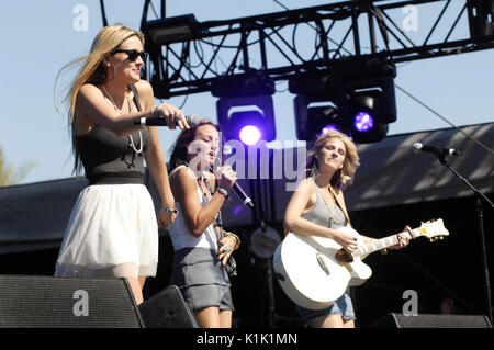 (L-R) Caroline Cutbirth,Tayla Lynn Jennifer Wayne Stealing Angels perform Stagecoach,California's County Music Festival Day 1 April 30,2011 Indio,Ca. Stock Photo