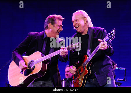 (L-R) Glenn Frey Joe Walsh Eagles performing 2008 Stagecoach Country Music Festival Indio. Stock Photo