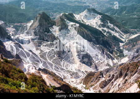 Carrara marble quarries, Tuscany, Italy Stock Photo