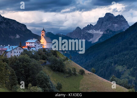 Europe, Italy, Veneto, Belluno. The village of Colle Santa Lucia, Agordino, Dolomites Stock Photo