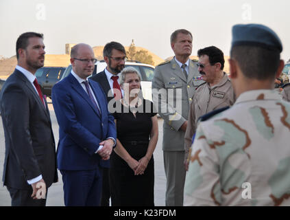 Balad, Iraq. 27th Aug, 2017. Czech Prime Minister Bohuslav Sobotka (2nd from left) with Czech Chief-of-Staff Josef Becvar (5th from left) meet Czech soldiers who have been training Iraqi pilots of Czech-made L-159 Alca combat planes at the Balad military base north of Baghdad at the close of his two-day visit to Iraq on August 27, 2018. Credit: Jaromir Mrhal/CTK Photo/Alamy Live News Stock Photo