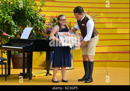 Rust, Germany, 27th August, 2017, Das Erste ARD TV Show 'Immer wieder Sonntags' Credit: mediensegel/Alamy Live News Stock Photo