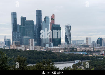 Moscow, Russia. 29th Aug, 2017. Picture of skyscrapers in the Moscow City district of Moscow, Russia, 29 August 2017. The city is one of the locations for the Russia 2018 FIFA World Cup. Photo: Marius Becker/dpa/Alamy Live News Stock Photo