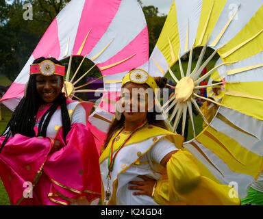 Leeds, UK. 28th Aug, 2017.  Performers participate in the Leeds West Indian Carnival  2017 in Leeds, UK, on Aug. 28, 2017.  The Leeds West Indian Carnival, is celebrating is 50th year in the city of Leeds. The carnival was originated in 1967 by Arthur France as a way for Afro-Caribbean communities to celebrate their own cultures and traditions, and is one of the biggest West Indian carnivals outside of London. Credit: Stephen Gaunt/Touchlinepics.com/Alamy Live News Stock Photo