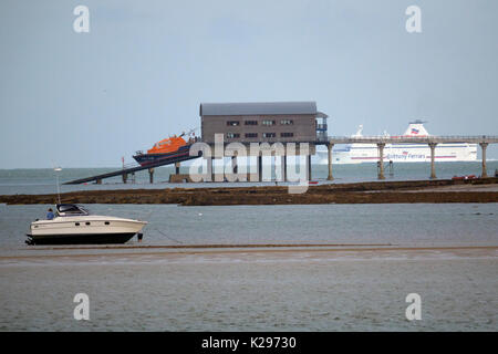 Tamar Class, Lifeboat, being, launched, recovered, from sea, Bembridge, Lifeboat Station, Isle of Wight, UK, Stock Photo