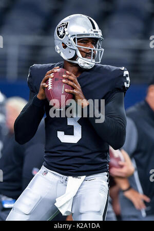 August 26th, 2017:.Oakland Raiders defensive end Khalil Mack (52).during an  NFL football game between the Oakland Raiders and Dallas Cowboys at AT&T  Stadium in Arlington, Texas. Manny Flores/CSM Stock Photo - Alamy