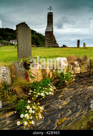 The ruins of St Brynach church at Cwm yr Eglwys on the Dinas Island peninsula between Newport and Fishguard, Pembrokeshire Stock Photo