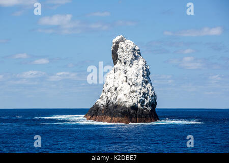 Roca Partida,  a small rock island covered in white bird guano  in the Revillagigedo Archipelago Biosphere Reserve, Socorro Islands, Western Mexico Stock Photo