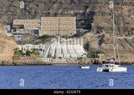 Hillside with hotels and holiday villages, Taurito, Gran Canaria, Spain Stock Photo