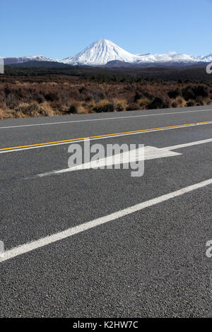 desert road Tongariro New Zealand Stock Photo