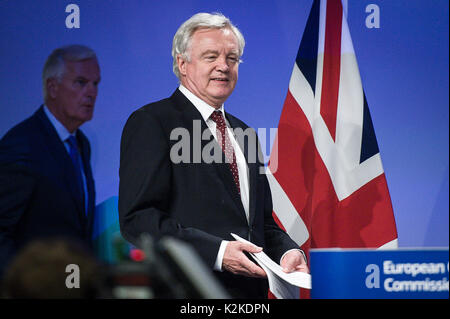 Brussels, Belgium. 31st Aug, 2017. British Secretary of State for Exiting the European Union, David Davis (R) and Michel Barnier (L), the European Chief Negotiator of the Task Force for the Preparation and Conduct of the Negotiations with the United Kingdom under Article 50, hold a press conference after third round of negotiations in the so-called 'Brexit' talks at European Commission headquarters in Brussels, Belgium on 31.08.2017 by Wiktor Dabkowski | usage worldwide Credit: dpa/Alamy Live News Stock Photo