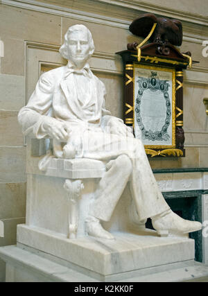 Statue of Vice President Alexander Hamilton Stephens of the Confederate States of America that is part of the National Statuary Hall Collection in the United States Capitol in Washington, DC on Thursday, August 31, 2017. The statue of Vice President Stevens was given to the Collection by the State of Georgia in 1927. The collection is comprised of 100 statues, two from each state. Of those, twelve depict Confederate leaders. The statues have become controversial and there have been calls for their removal from the US Capitol. Credit: Ron Sachs / CNP       - NO WIRE SERVICE - Photo: Ron Sachs/C Stock Photo