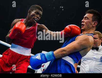 The Colombian boxer Yurberjen Martinez Rivas L fights against