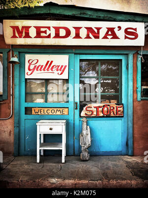 MEDINA'S LOCAL GALLERY AND STORE IN CHIMAYO NEW MEXICO Stock Photo