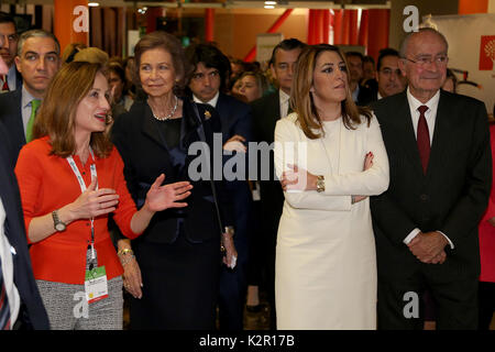 Malaga, Spain. 10th Nov, 2017. Spanish Queen Sofia of Greece and Susana Diaz during the inauguration of the VII CEAFA National Alzheimer's Congress in Malaga, Friday, November 10, 2017 Credit: Gtres Información más Comuniación on line, S.L./Alamy Live News Stock Photo