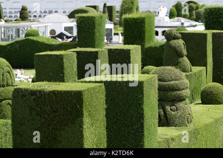 May 16, 2017 Tulcan, Ecuador: elaborate topiary in the high altitude border town famous cemetery Stock Photo