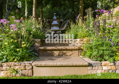 The Poetry Lover's Garden, designer Fiona Cadwallader.  Silver medal Stock Photo