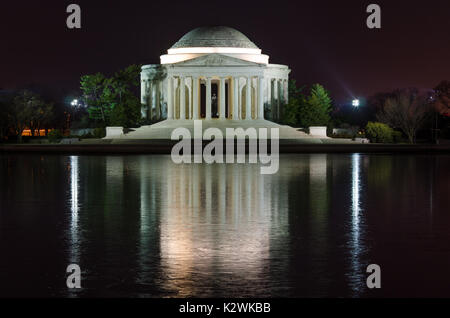 Jefferson Memorial across from a frozen Tidal Basin Stock Photo