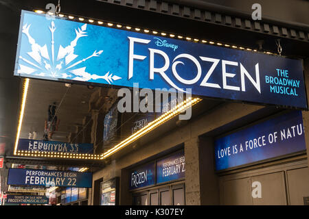 Disney's 'Frozen' Advertising at the St. James Theatre, Times Square, NYC, USA Stock Photo