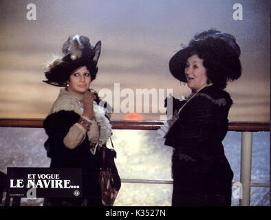 AND THE SHIP SAILS ON  aka E LA NAVE VA     Date: 1983 Stock Photo