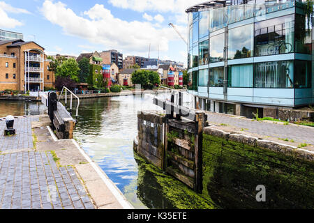 City Road lock, Regent's Canal, Islington, London, UK Stock Photo