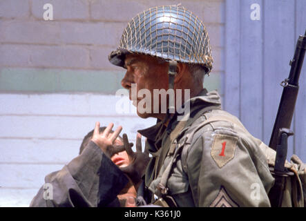 THE BIG RED ONE LEE MARVIN   A WARNER BROS FILM THE BIG RED ONE LEE MARVIN     Date: 1980 Stock Photo